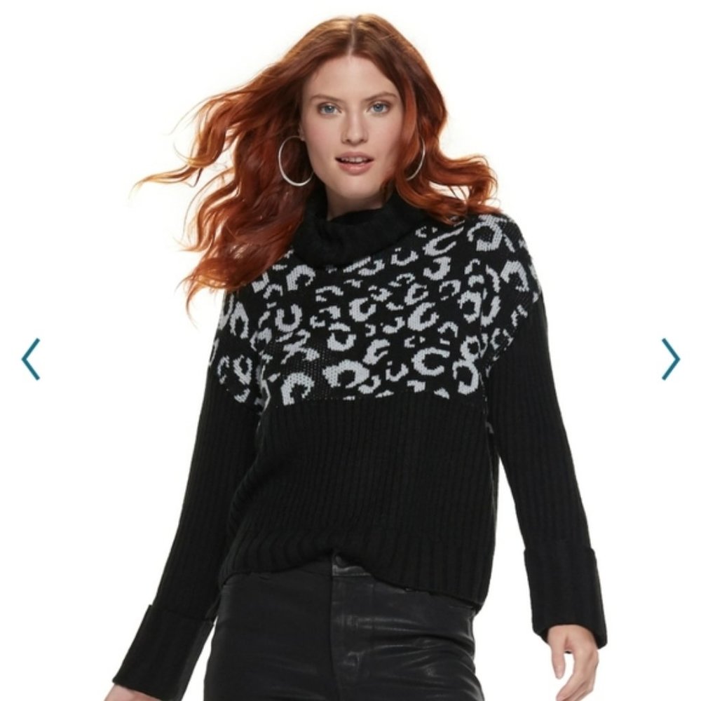 Nine West Cheetah Print Turtle Neck Sweater XXL